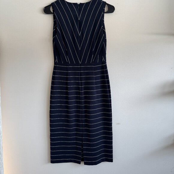Flattering! Banana Republic Striped Knit Bodycon Dress - Size 4 - Picture 3 of 5